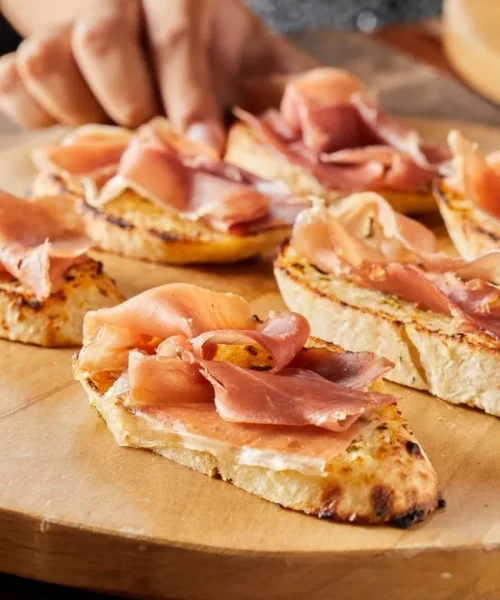 Pan al ajo con Prosciutto italiano.